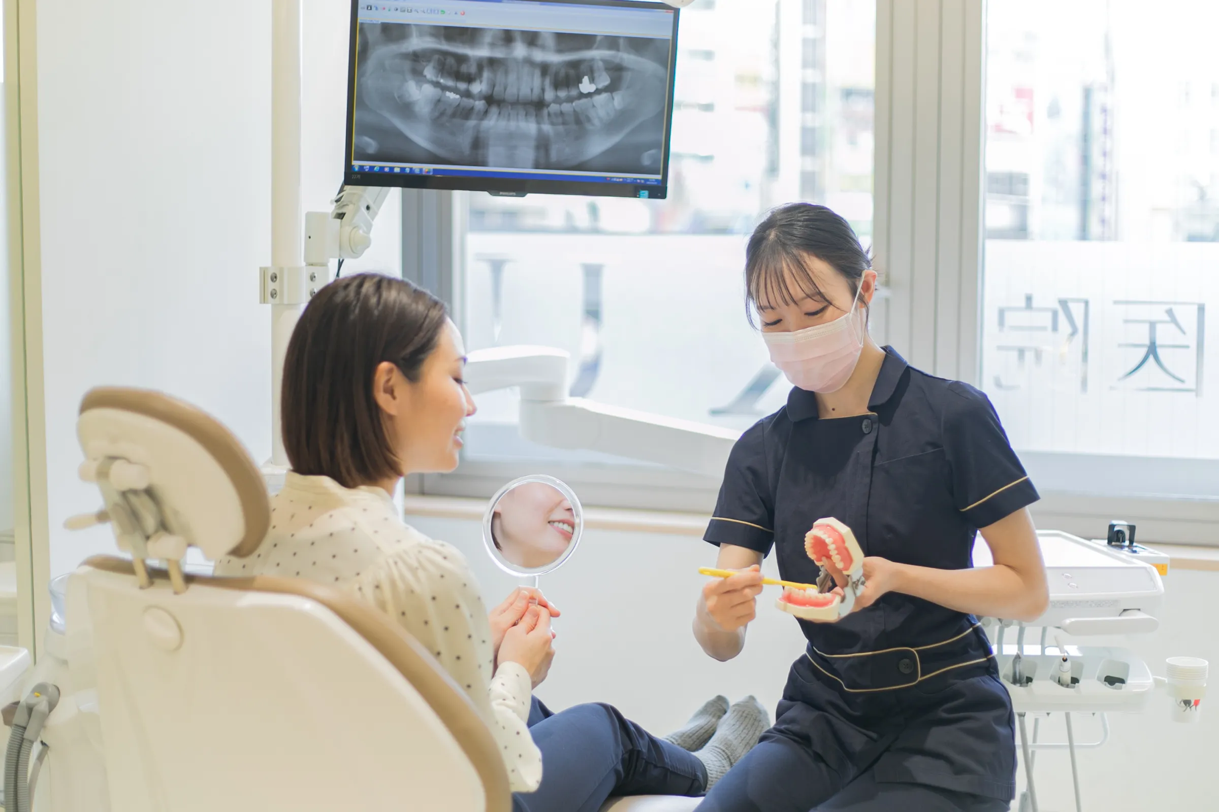 八王子にあるくろさわ歯科医院での歯磨き指導